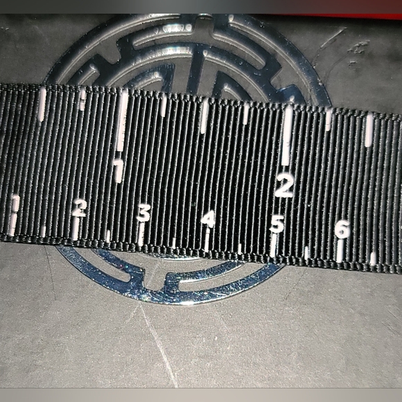 GREEK PATTERN EARRINGS - Picture 6 of 9